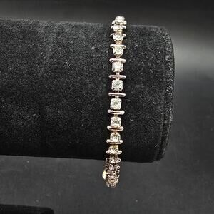 Lind Silver Plated Rhinestone Tennis Bracelet Vintage Costume Jewelry